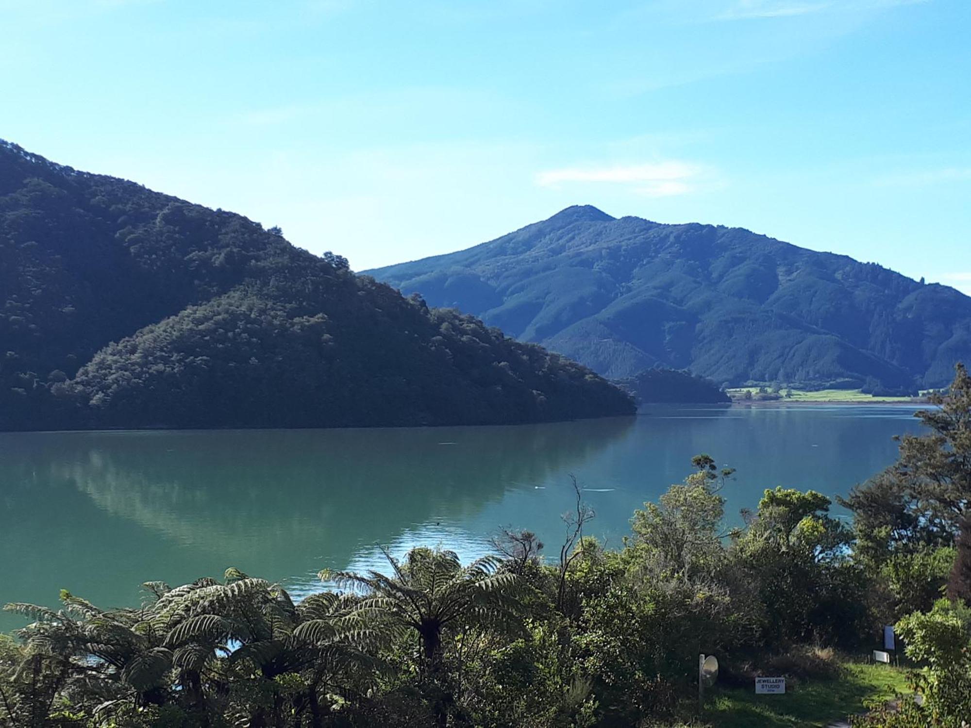 Marlborough Sounds Accommodation เฮฟล็อค ภายนอก รูปภาพ